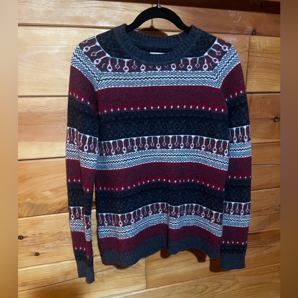 Duluth Trading Co Women's Sweater - Red, Black, Gray